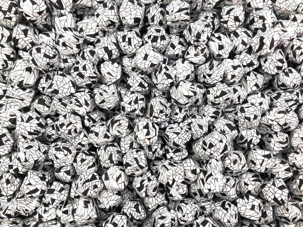 Black and White Web Print Hexagon Silicone Beads--14mm