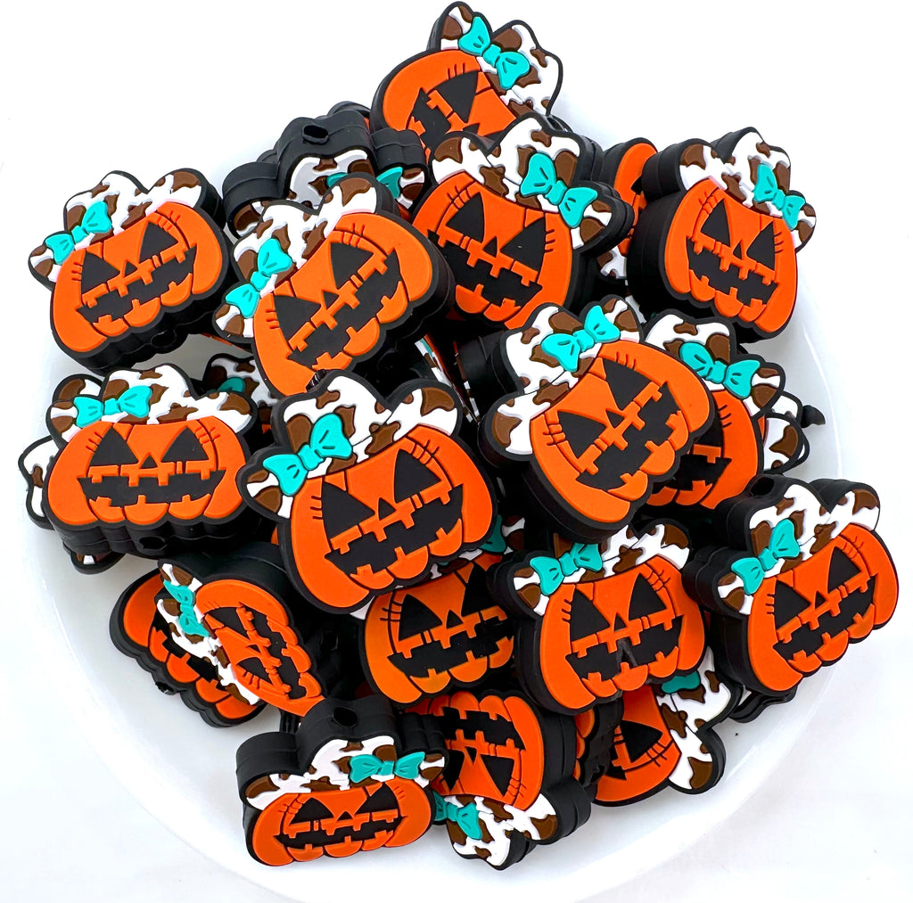 Western Jack-O-Lantern Pumpkin Silicone Focal Beads