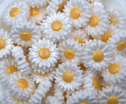 22mm White OPAL Daisy Beads