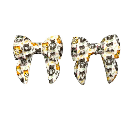 Cat Print Bow Silicone Focal Beads