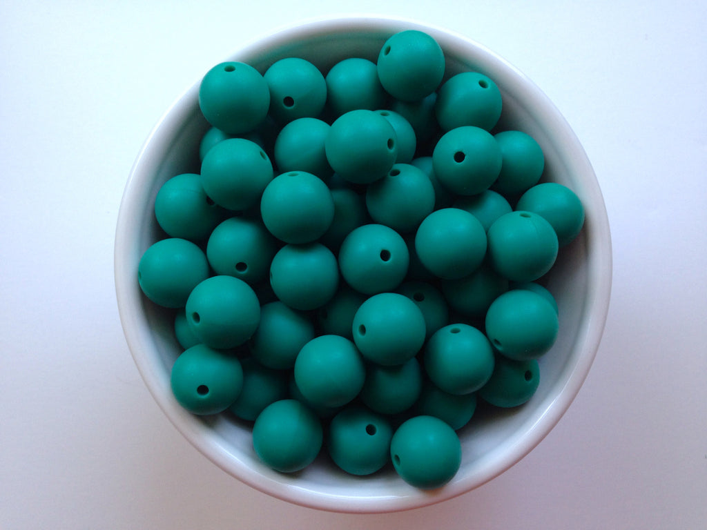 15mm Emerald Silicone Beads