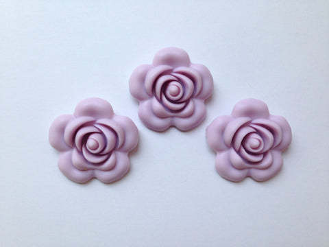 40mm Lilac Silicone Flower Bead