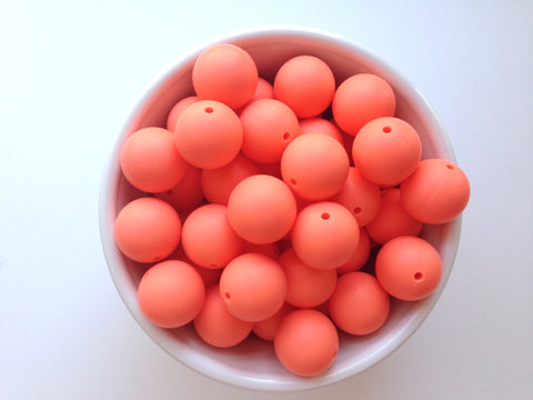 19mm Salmon Silicone Beads