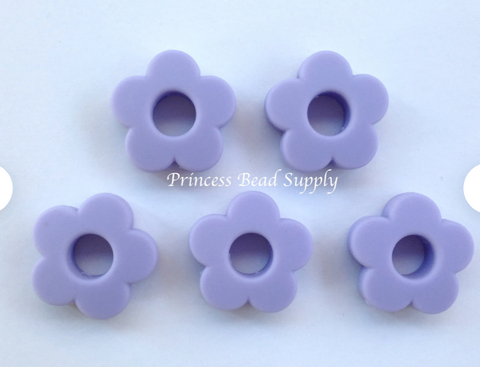 SALE--Periwinkle Daisy Silicone Flower Beads