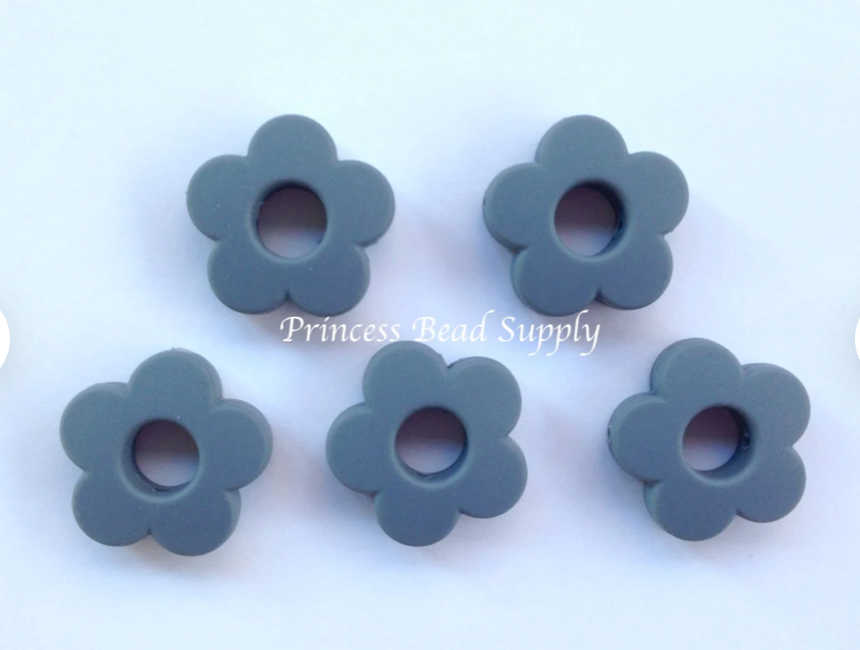 SALE--Gray Daisy Silicone Flower Beads