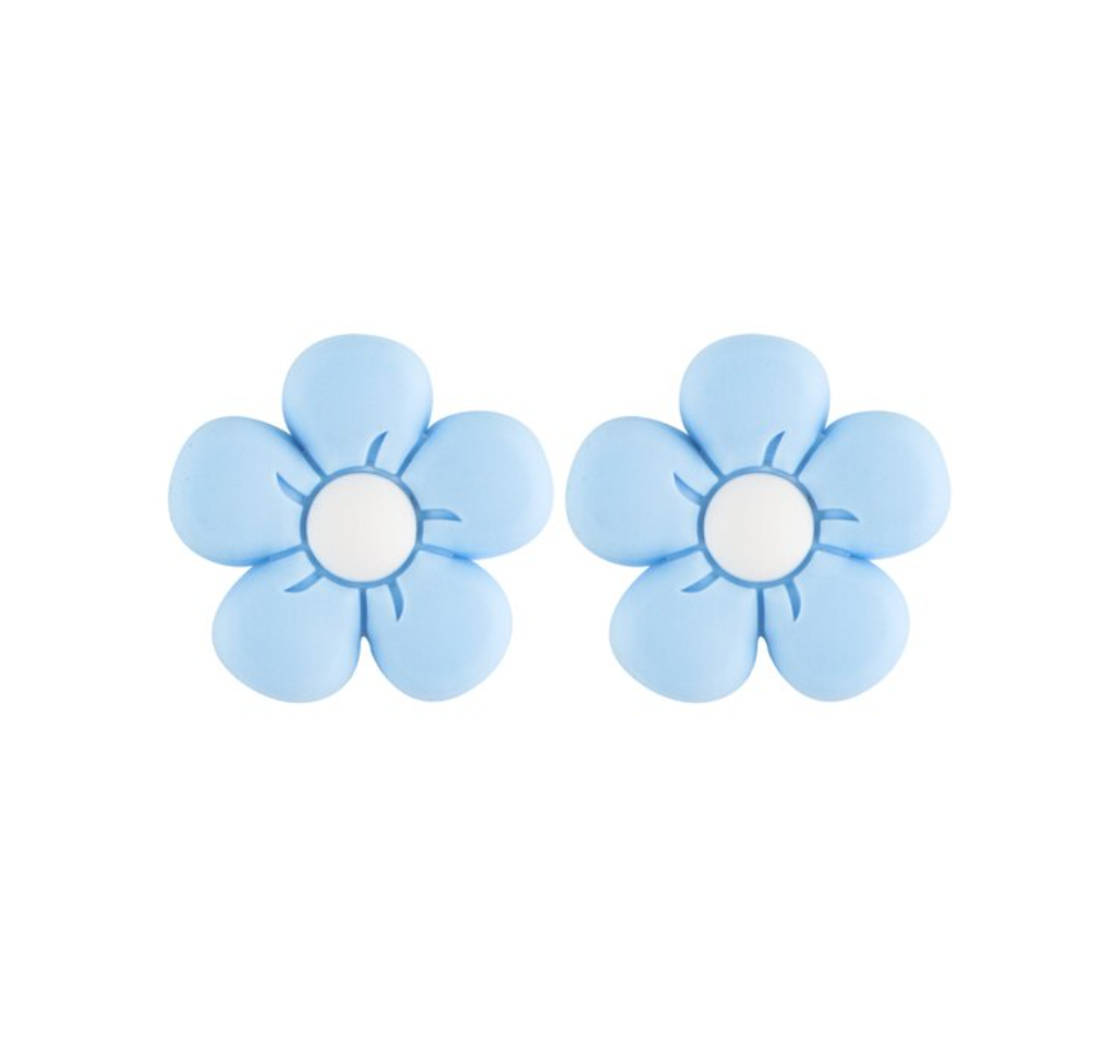 26mm Baby Blue Cosmo Flower Beads