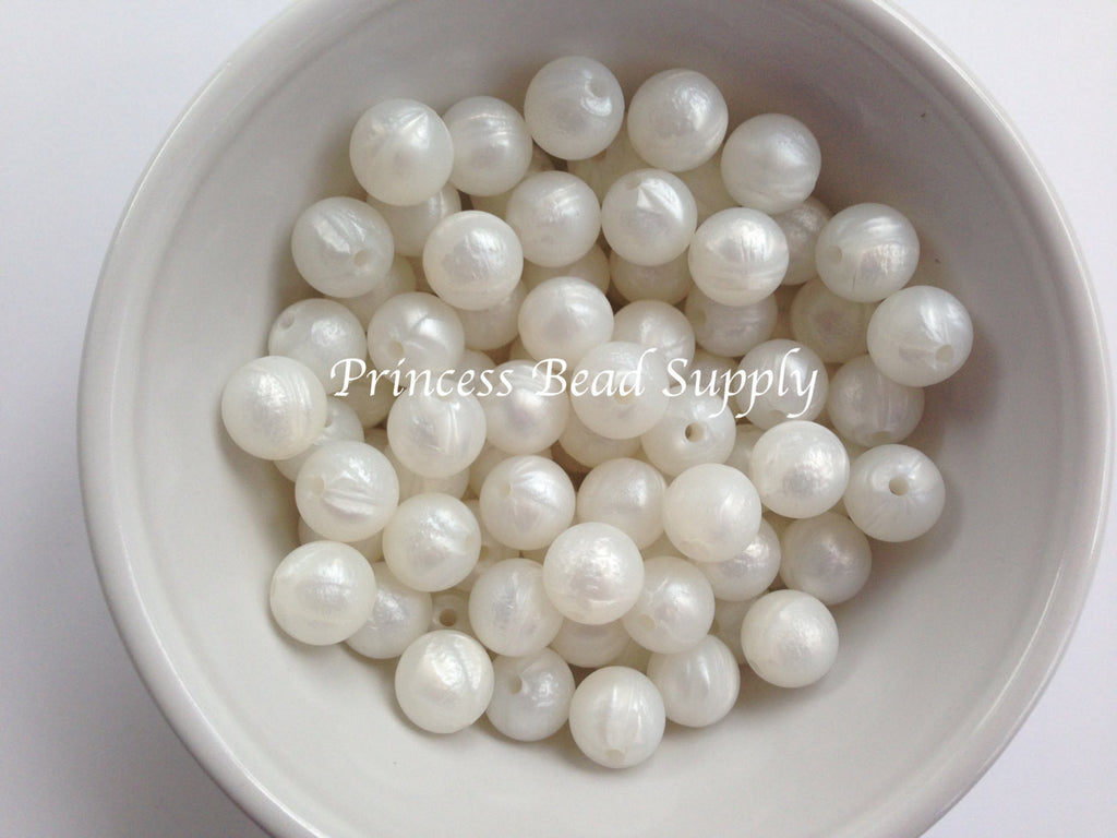 12mm Metallic Pearl White Silicone Beads